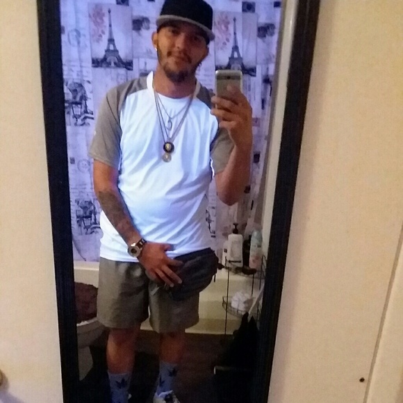 Meet your Posher, Kevin - Picture 4 of 4